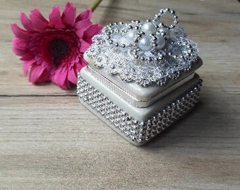 White Ceramic Ring Box, Vintage Square Jewelry Box, Trinket Box, Womens Gift