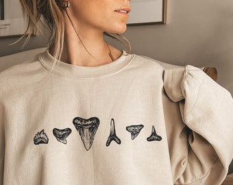 Shark Teeth Sweatshirt, Shark tooth sweatshirt, Beach hoodie, Shark sweatshirt, Surf sweatshirt, shark hoodie, shark tooth hunter sweatshirt