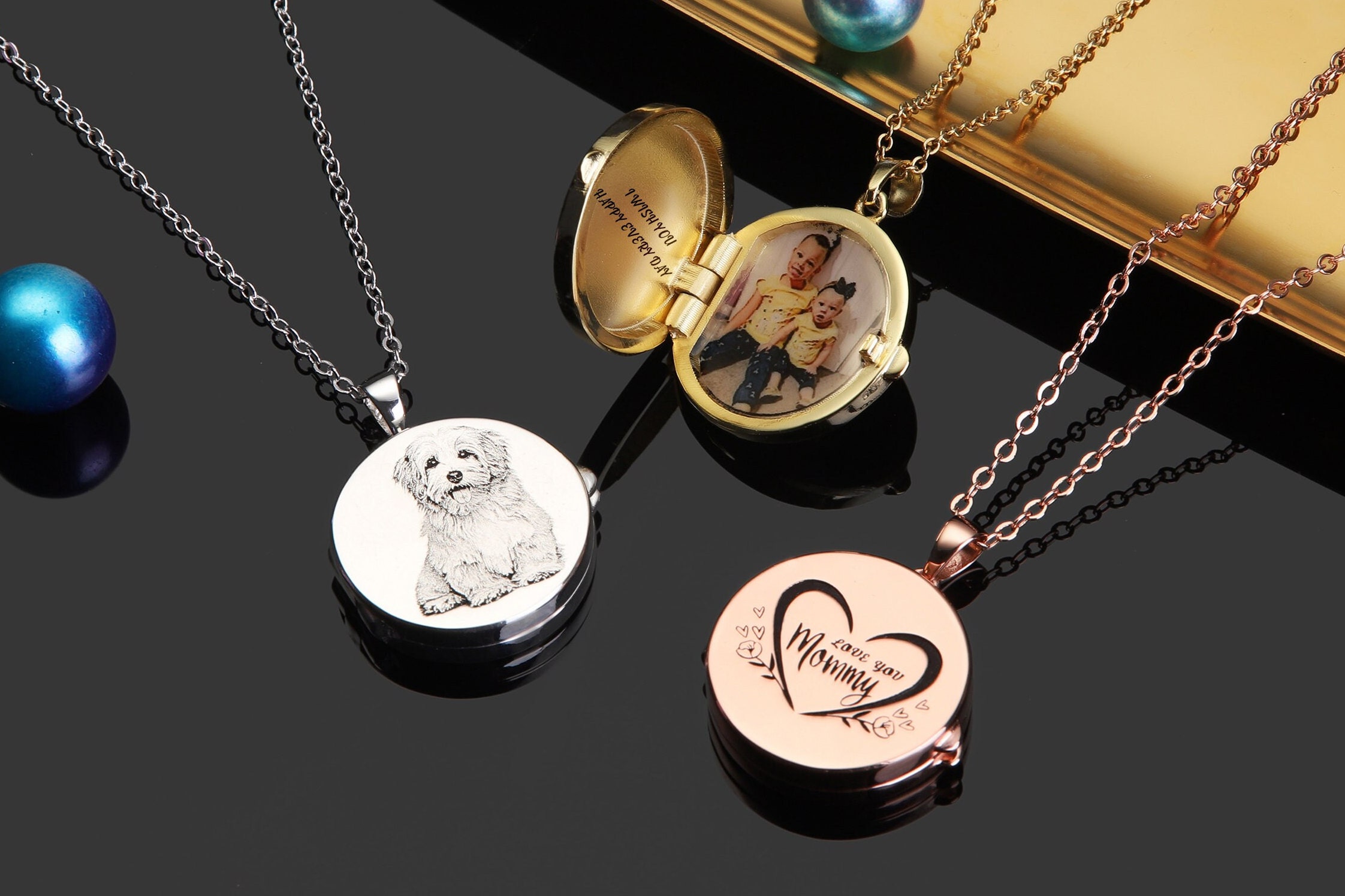 Oval Personalized Locket Necklace - Holds Two Pictures | Tiny Tags