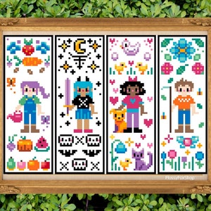 Könnte beinhalten: Vier Pixel-Art-Kreuzstichmuster mit Charakteren mit unterschiedlichen Persönlichkeiten und Hobbys. Die Muster beinhalten einen Gärtner, einen Krieger, eine Prinzessin und einen Bauern. Jedes Muster ist von einer Vielzahl von Pixel-Art-Blumen, Tieren und anderen Objekten umgeben.