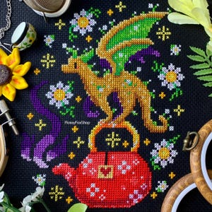 Chamomile der Teedrache - Modernes Fantasy Kreuzstichmuster PDF