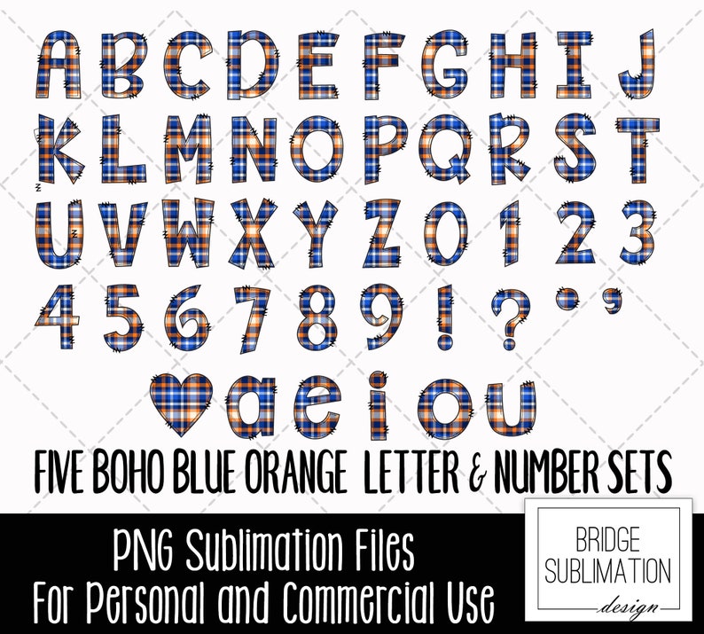 Op de afbeelding: Een set blauwe en oranje geruite letters en cijfers, inclusief een hart, in een distressed stijl. De letters en cijfers zijn in een vetgedrukte, blokletter. De tekst "FIVE BOHO BLUE ORANGE LETTER & NUMBER SETS" staat onderaan de afbeelding. De tekst "PNG Sublimation Files" staat daaronder, en de tekst "For Personal and Commercial Use" staat daaronder. De tekst "BRIDGE SUBLIMATION design- " staat in de rechterbenedenhoek van de afbeelding.