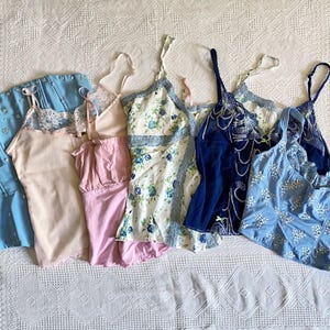 Vintage Y2K fairycore coquette whimsy gothic milkmaid cami tops - size S-M