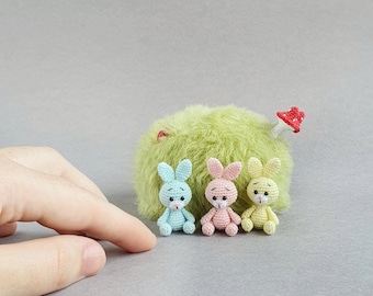 Micro Crochet Bunny: 4.5cm Miniature Amigurumi Toy