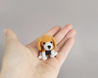 Mini Crochet Beagle Dog: 4.5cm Amigurumi, Dog Lover Gift