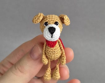 Mini cane, 5 cm/2", piccolo cucciolo amigurumi all'uncinetto, cane da casa delle bambole, giocattolo da collezione fatto a mano