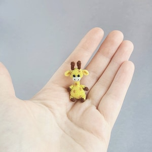 ミニあみぐるみ キラーフェ、小さな置物、かぎ針編みの動物 4.5 cm