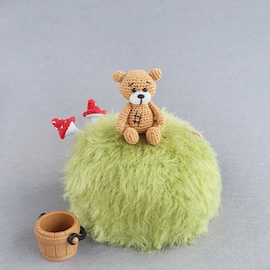 Pocket doll, Miniature bear 4,5 cm, Tiny amigurumi