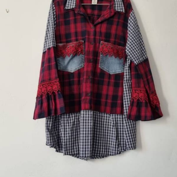 Vêtements recyclés pour femmes, tunique de vêtements retravaillés, chemise recyclée, vêtements patchwork, haut recyclé, vêtements recyclés pour l'hiver, tunique hippie