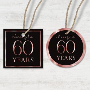 Druckbares Prost bis 60 Jahre Tags 2er-Set - Schwarz und Roségold Herunterladbares Favor Tag - Druckbar sofort heruntergeladen - 60