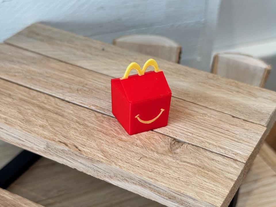 Happy Gnome Meal | Fanart | Decoration | Lunchbox | Gnome accessories