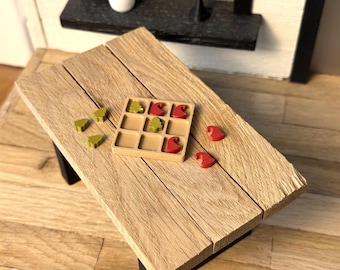Tic-Tac-Toe Miniature Game – Game Board & Figures – Dollhouse Christmas – Christmas Tree and Gnome Hat | Gnome | Gnome Accessories
