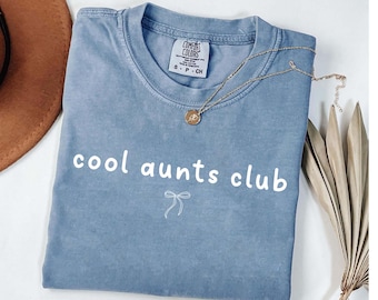 Cool Aunts Club Shirt Comfort Colors®, Coquette Bow Aunt Shirt, Gift for Aunt to Be,Pregnancy Announcement, New Auntie Shirt,Auntie est 2026
