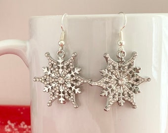 Snowflake Earrings | Christmas Earrings | Holiday Earrings | Winter Earrings | Silver Snowflake Earrings | Sophisticated Holiday Earrings