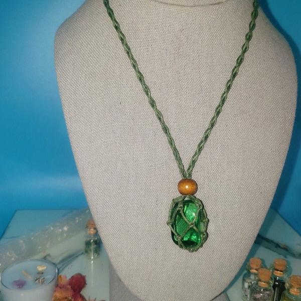 Green Gaia! Green Goddess Gaia Crystal Stone Pendant Necklace - Strong Mother Earth Energy!