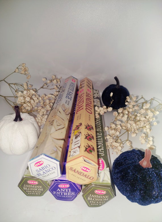 Lot 100 Frankincense Incense Sticks By Hem - Aromatherapy Cleansing