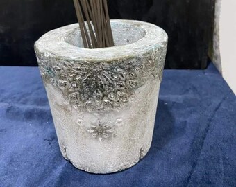 Concrete holder - Free Shipping