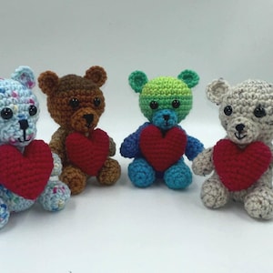 Crochet bear with heart, handmade gift, cute bear, soft toy, gift for her, gift for him
