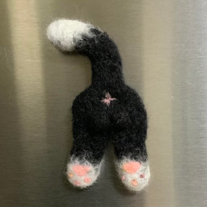 Cat butt fridge magnet, needle felted cat butt, novelty magnet, funny magnet, male cat magnet, home decor, housewarming gift