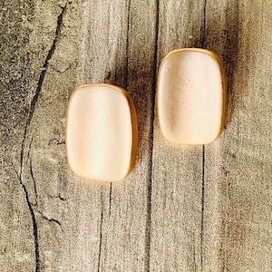 Matt Gold Concave Stud Oorbellen