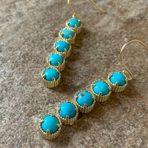 Luxe Quintet Turquoise Earrings. Gold.