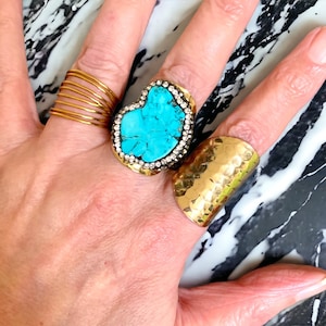 Turquoise Howlite Statement Ring. Gold, Adjustable.