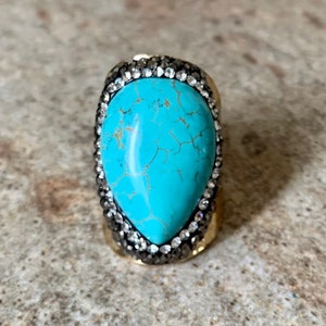 Teardrop Howlite Turquoise Ring. Gold, Adjustable,