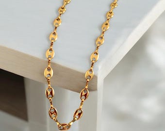 Waterproof Coffee Bean Chain Necklace. Gold.