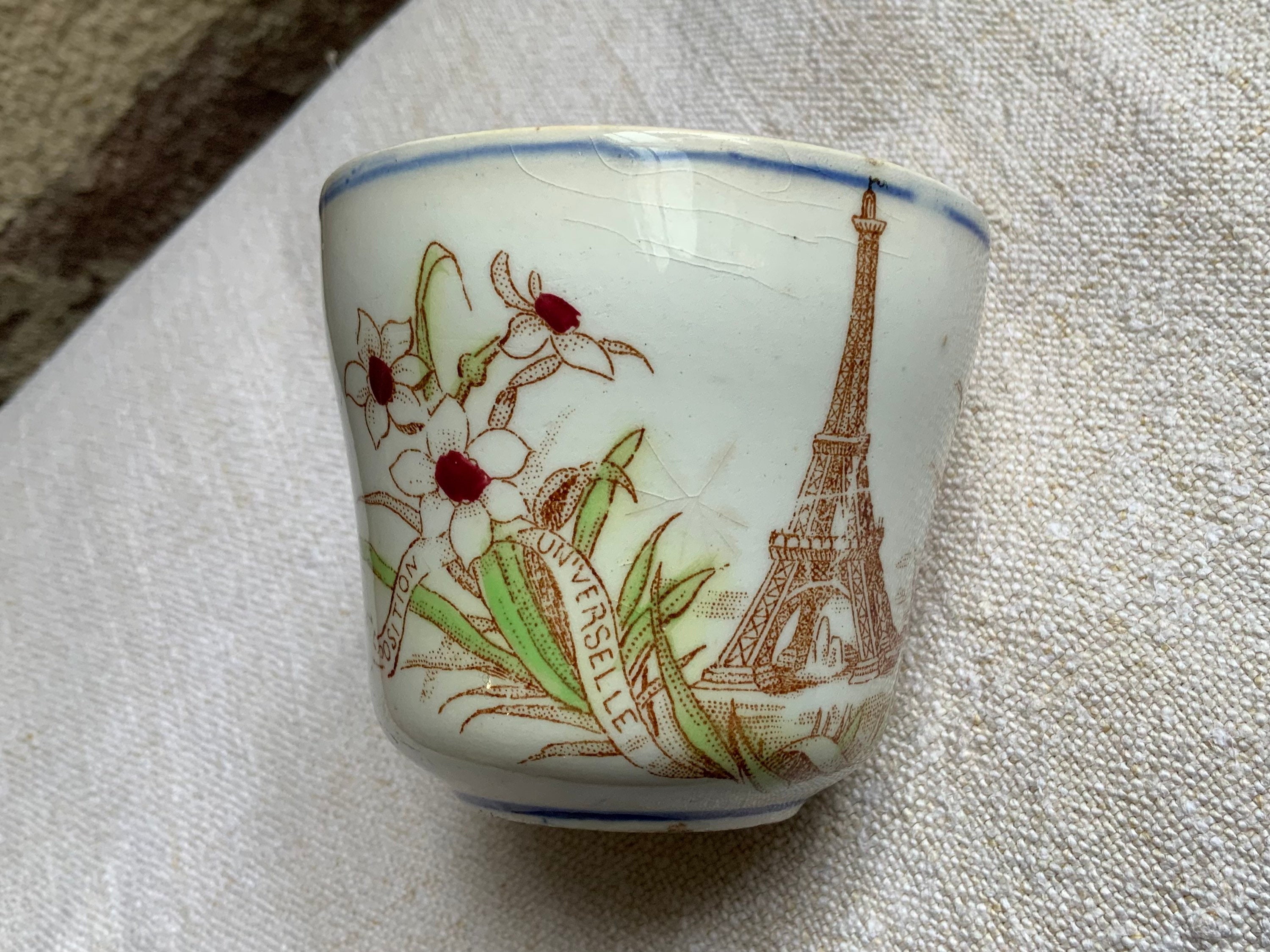 Antique Gien Porcelaine Eiffel Tour Tasse à Thé de L'exposition Universelle 1889.