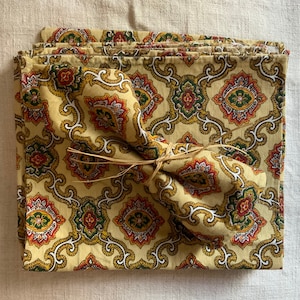 Set Of 5 Vintage French Napkins 1950’s Provençal Style, French Fabric Table Serviettes, Vintage French Decor.