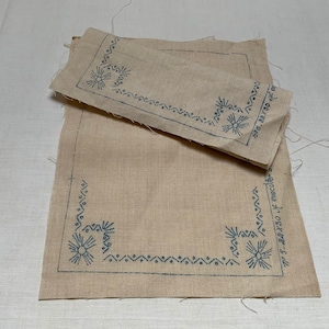 1940 年代のフランスのナプキン刺繍封筒ファブリックパネル、ギフト封筒、ビンテージ刺繍プロジェクト。