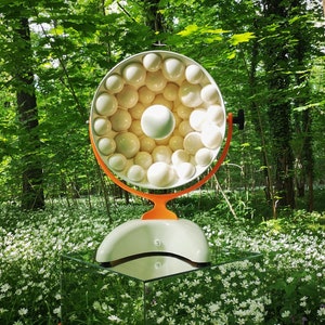 Bubble Lamp White: Designer table lamp made of metal, vintage industrial design, GDR medical design, ambient, retro