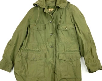 Vintage Military OG 107 Hooded Jacket Size Small Green Vietnam Era 60s