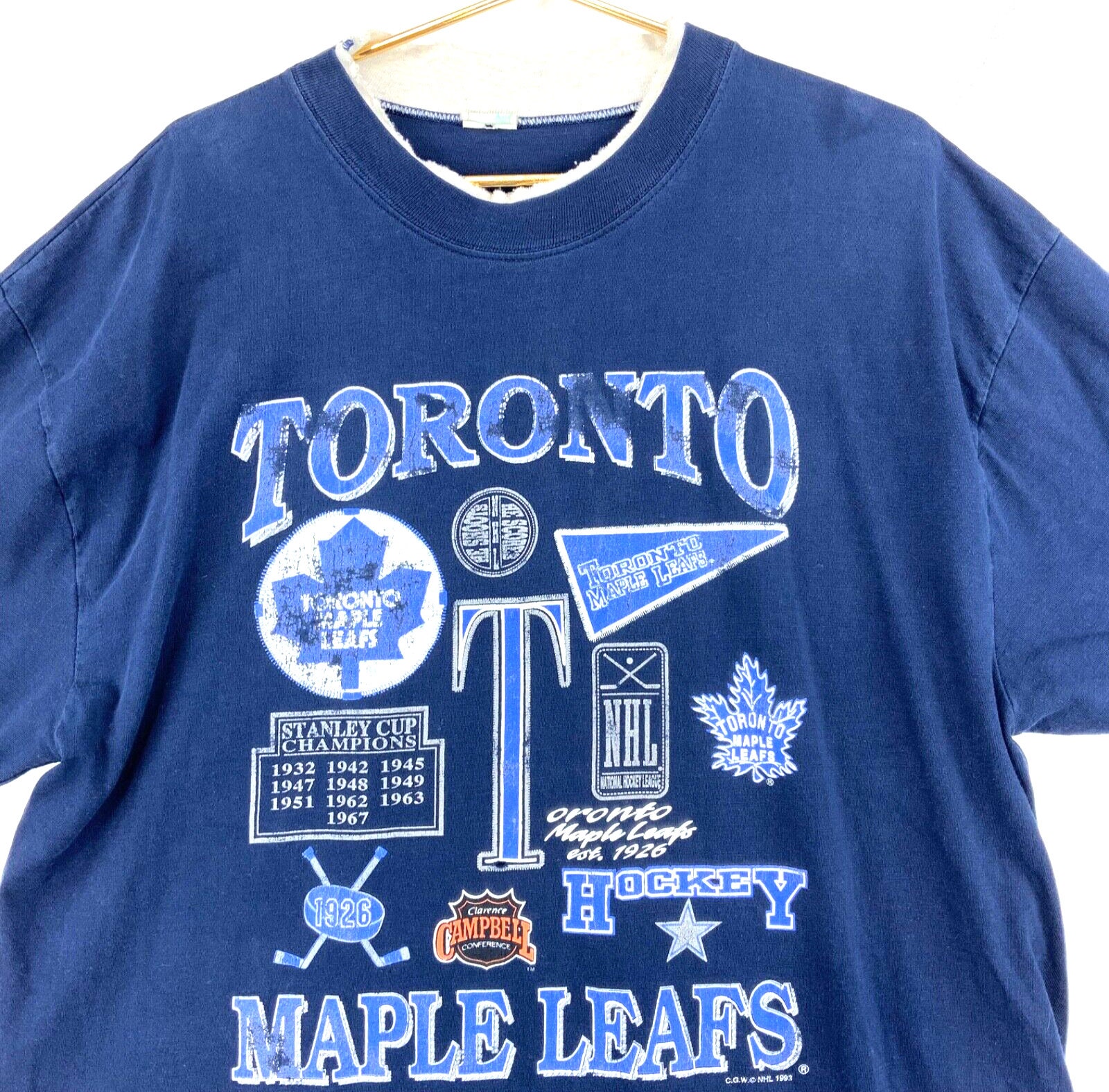 Toronto Maple Leafs Mens Medium Golf Shirt by Level Wear -excellent
