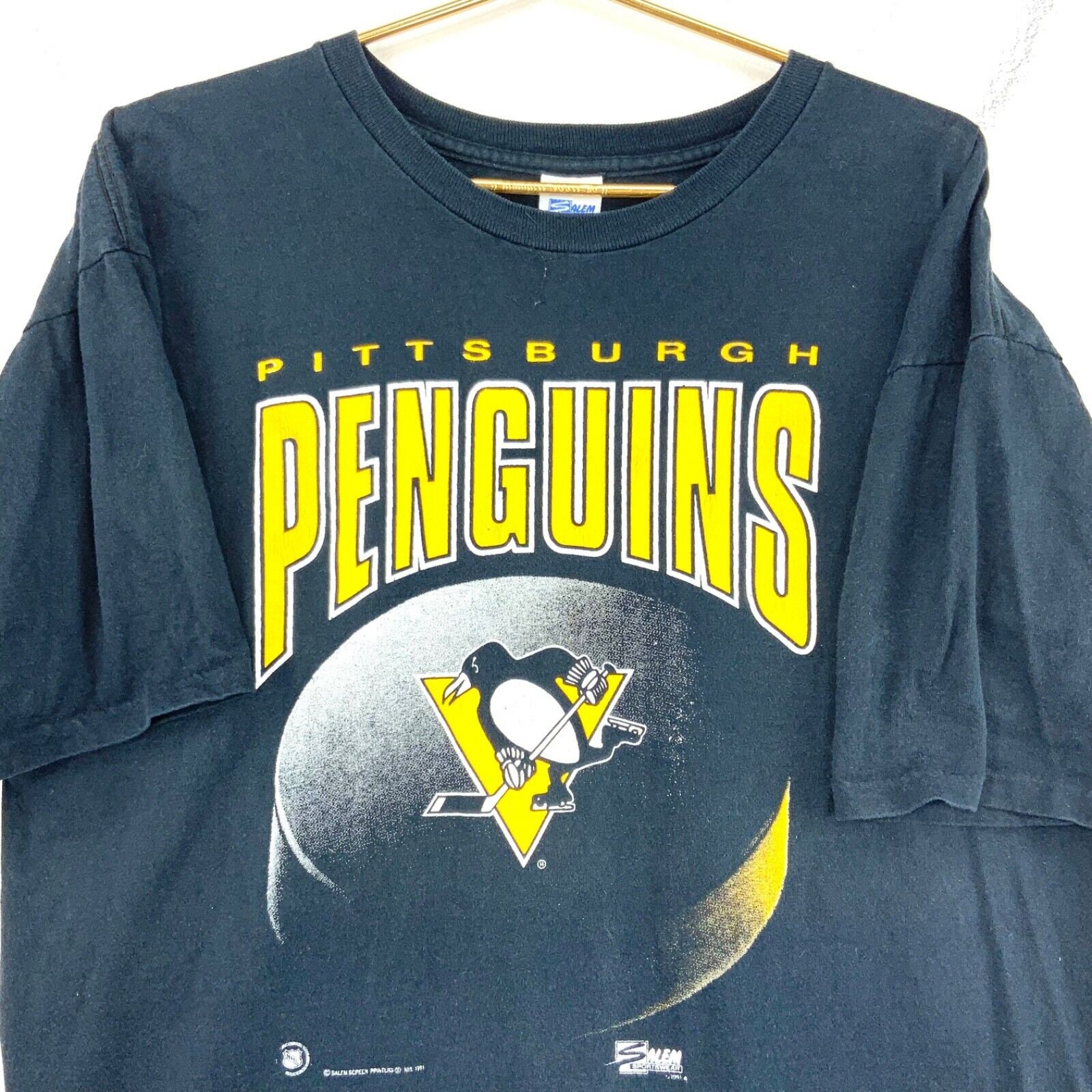 Vintage 90s PITTSBURGH PENGUINS NHL Fruit Of The Loom T-Shirt XL