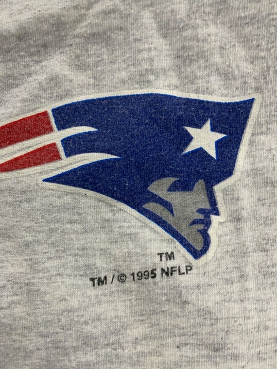 Vintage New England Patriots T-shirt Large Gray 1… - image 3