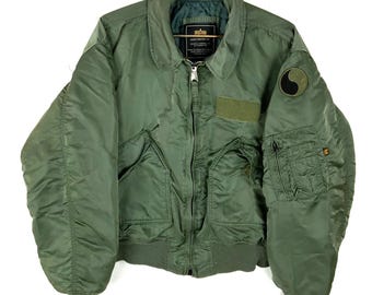 Very Rare Vintage Alpha Industries L-2A Bomber Jacket 1990s Very Rare Vintage Alpha Industries L-2A Bomber Jacket 1990s