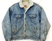 Vintage Levi s Denim Sherpa Lined Snap Button Jacket Size Medium Distressed