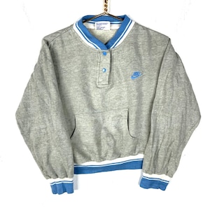 Vintage Nike 1970&#39;s Women&#39;s Sweatshirt Crewneck Large Gray Snap Button