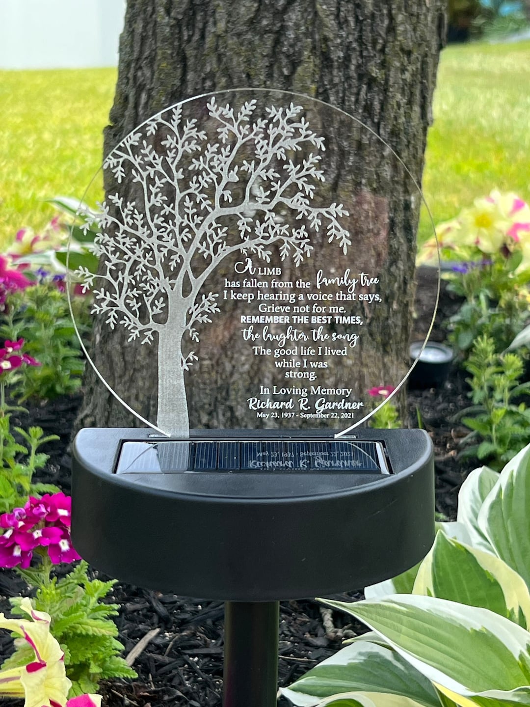 Personalized Memorial Garden Solar Light, Memorial Gift, Sympathy Gift