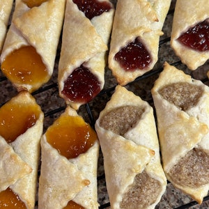 Kolache Cookies: Fresh Baked, Walnut, Raspberry, Apricot Filling (Dozen)