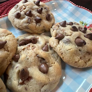 Jumbo Chocolate Chip Cookies