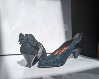 Pure vintage Pumps /Heels / Kitten heel / leather / Vintage / Size 38 / Pumps