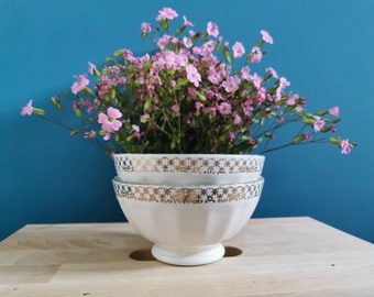 Set of 2 vintage French bowls with golden trim / Bols anciens retro vintage / Kitchenalia /Campagne chic / French country / Farmhouse