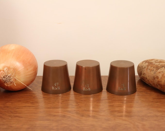 SET of 3 HdeW (Henry de Wilton 1874-1955) Copper Aspic Gelatin/Food Molds. As Found. We specialize in vintage & antique copper cookware.