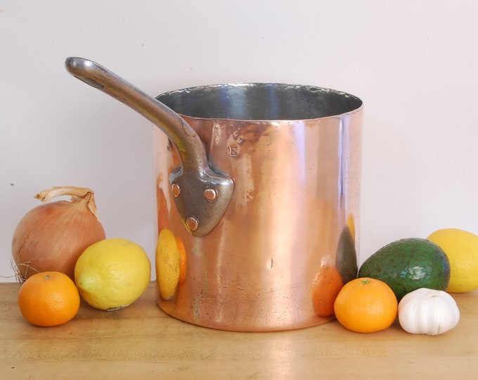 7-1/8" Dovetailed and Initialed Vintage Copper Bain-Marie. 1.5mm, 5lb. 7oz. New Tin! We carry vintage and antique copper cookware.