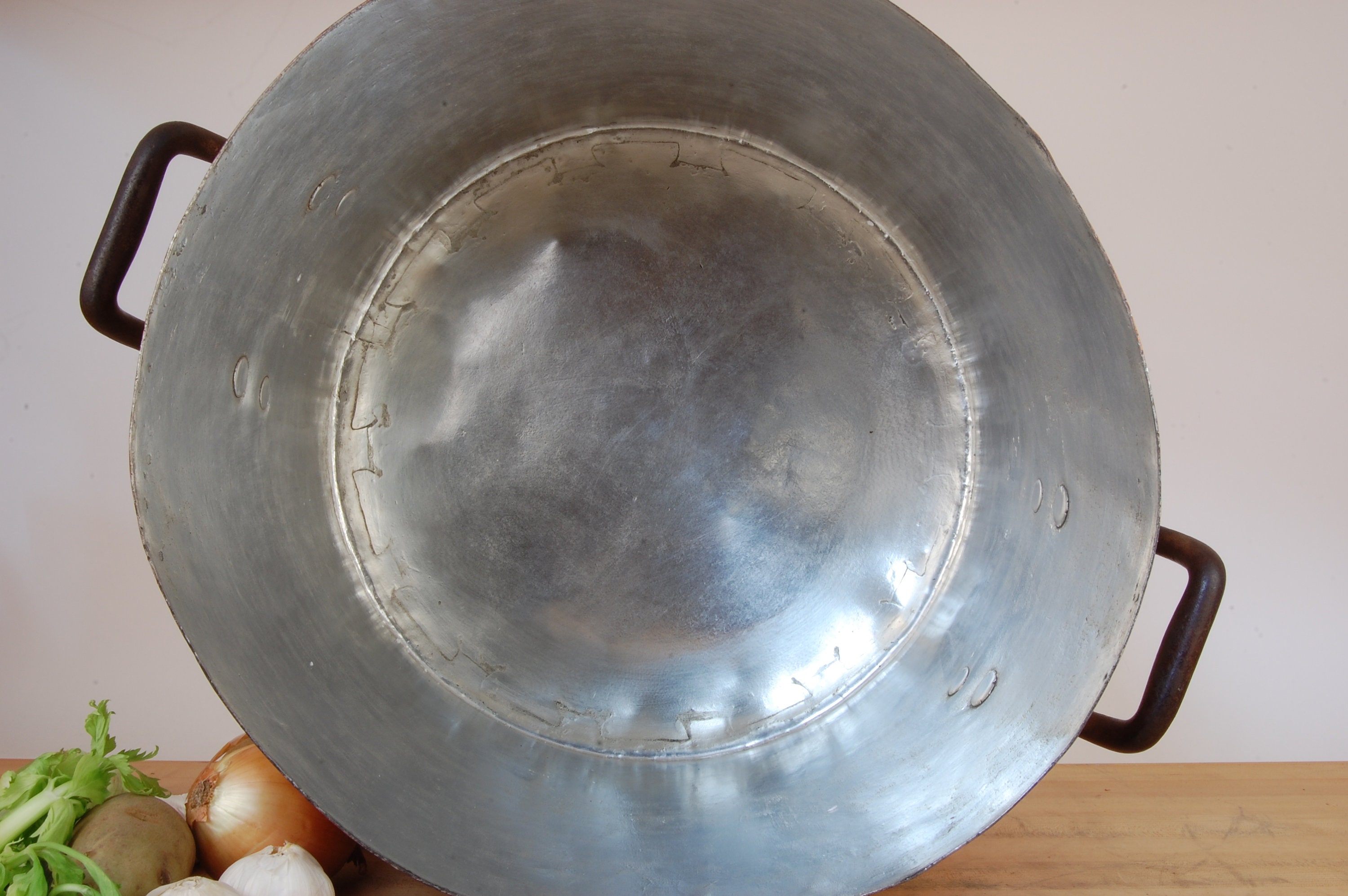 30 lb LFD&H Pot, BDCo Lid. 2mm Stockpot RETINNED and ready to use in