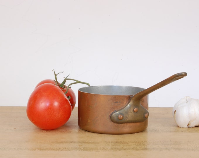 3-1/2" Charming French Butter Warming Sauce Pan. As Found. 1.2mm, 8.5oz. We sell vintage & antique copper cookware.