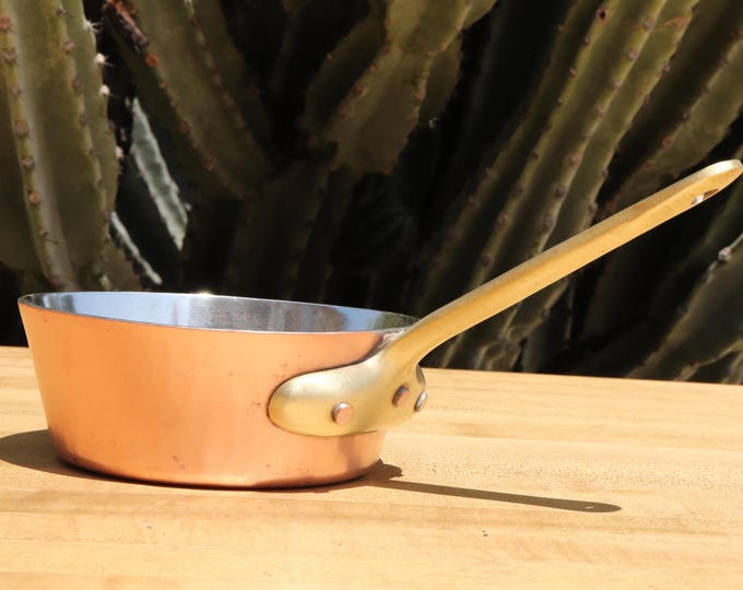 Hammered Vintage Saucepan. 2 pounds 7 ounces.  6" WIndsor Saucepan.  New TIn.