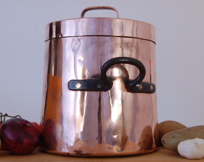 NEW TIN Stock Pot 8lb 12oz. French Cookware. Dovetailed. Beautiful Hand Hammered Hand Made Pan. 1800s. Vintage Antique Copper Pot.